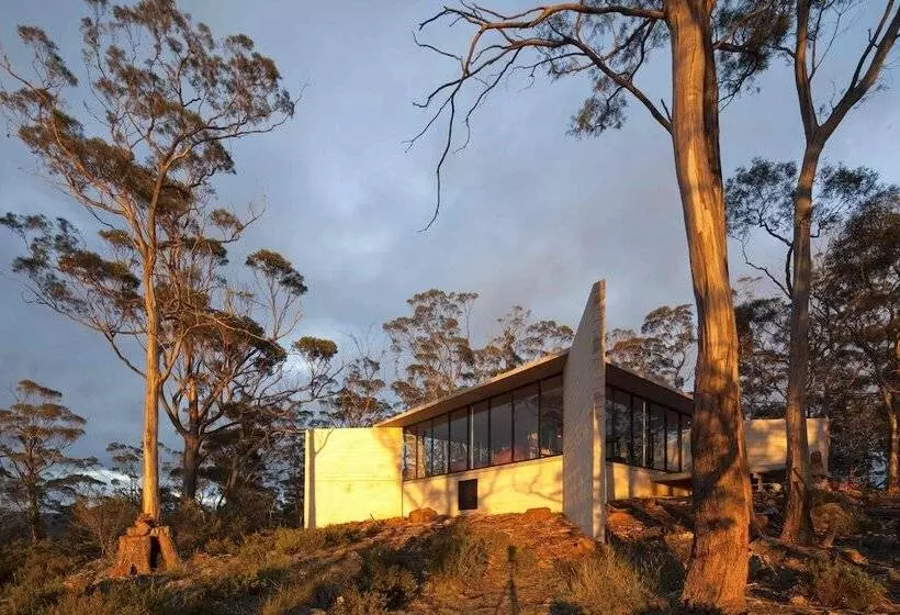 Rocky Hills Retreat