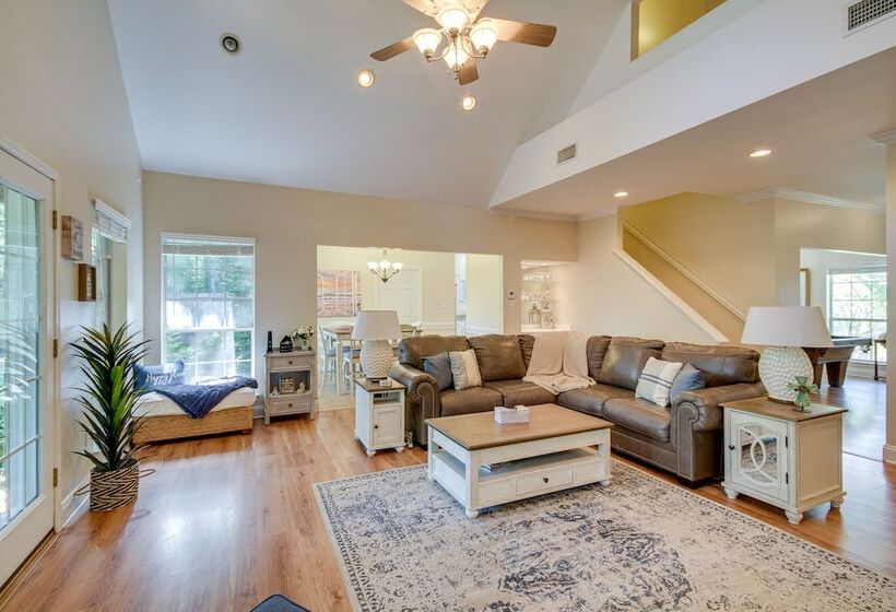 Charming Diamondhead Home W/ Private Yard!