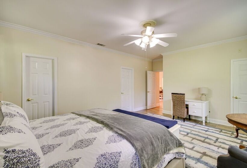 Charming Diamondhead Home W/ Private Yard!