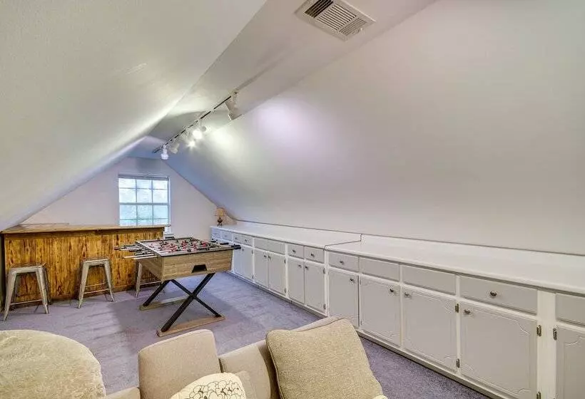 Charming Diamondhead Home W/ Private Yard!