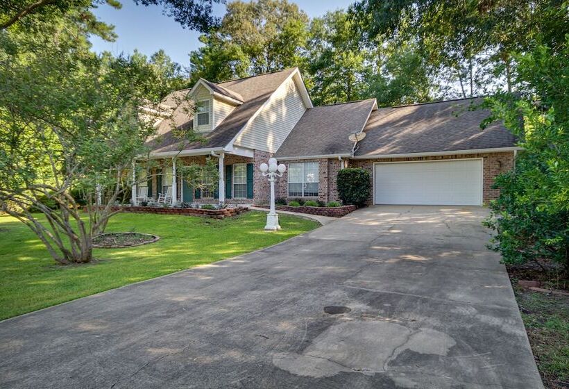 Charming Diamondhead Home W/ Private Yard!