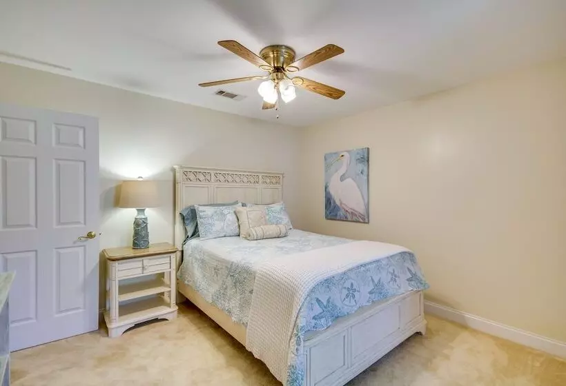 Charming Diamondhead Home W/ Private Yard!