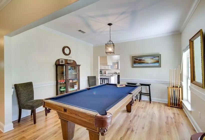 Charming Diamondhead Home W/ Private Yard!