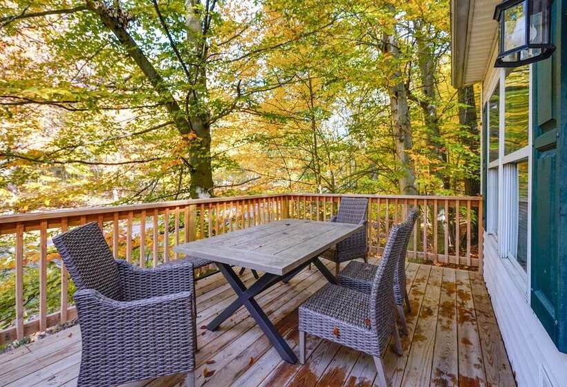 Outdoor Entertainment Areas: Family Ohio Getaway