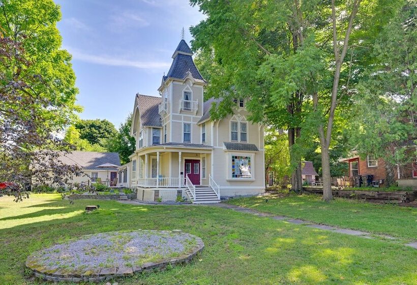 Historical Victorian Home In Charming Waupaca!
