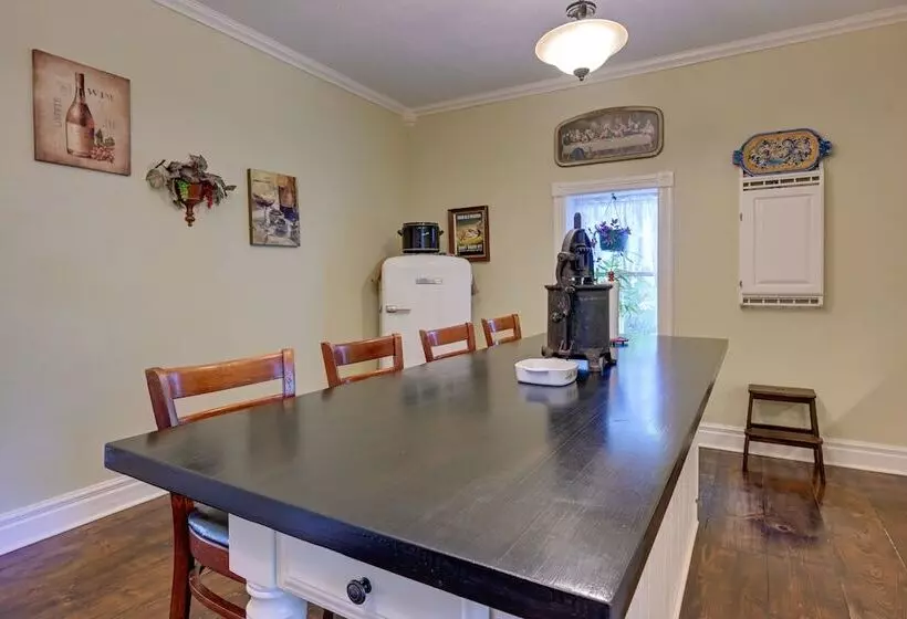 Historical Victorian Home In Charming Waupaca!