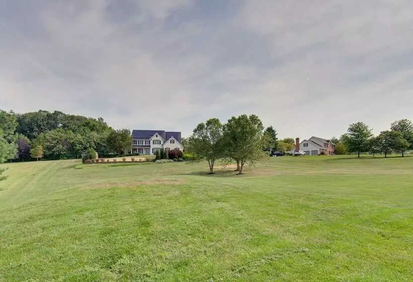 Hummelstown Hideaway W/ Game Room & Large Yard!