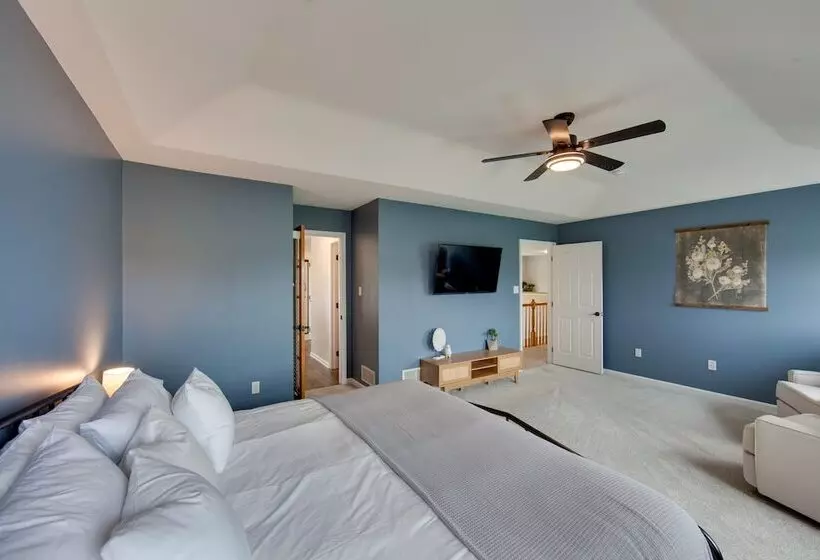 Hummelstown Hideaway W/ Game Room & Large Yard!