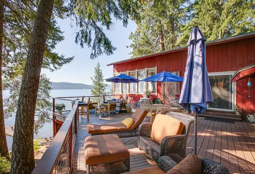 Lakefront Bliss: Coeur D Alene Cabin W/ Dock!