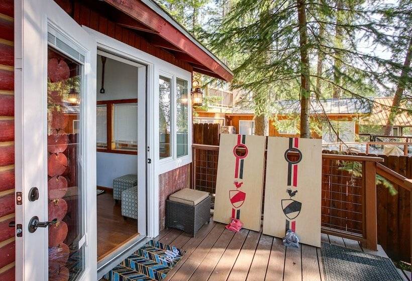 Lakefront Bliss: Coeur D Alene Cabin W/ Dock!