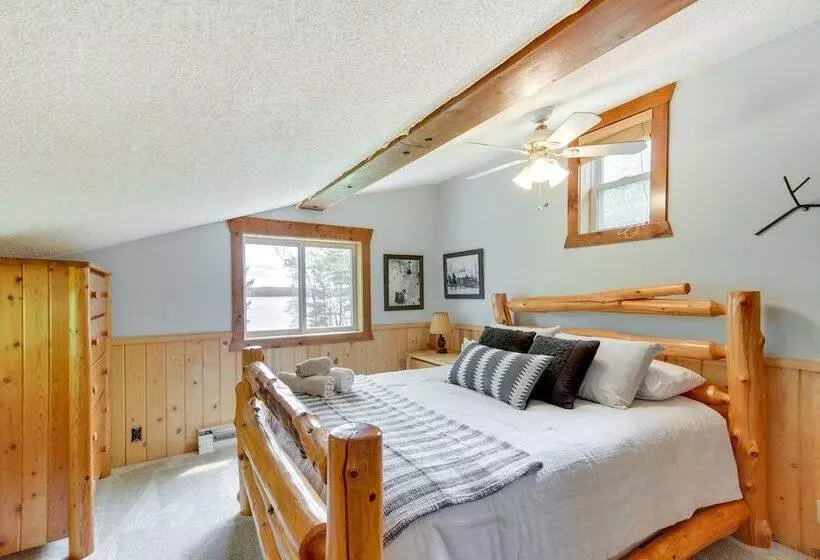 Minnesota Cabin W/ Deck & Private Beach