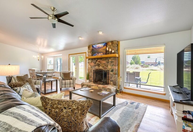 Montrose Retreat W/ Stunning Mountain Views!