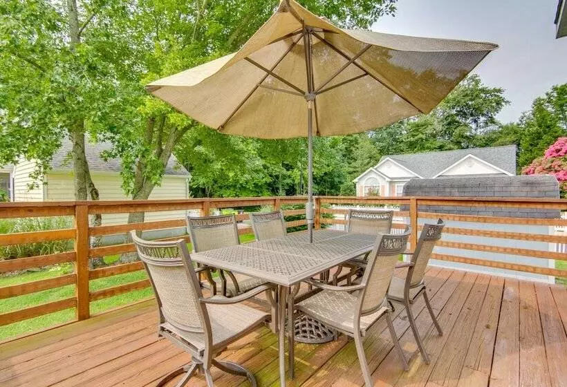 Nautical Family Home W/ Deck, Near Bethany Beach!