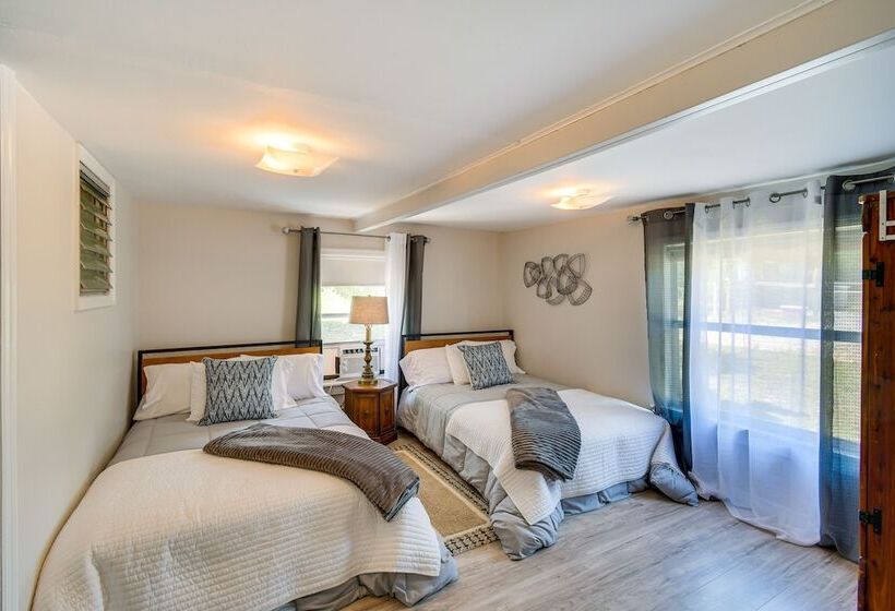 Pet Friendly Fort Mccoy Cabin W/ Fire Pit!