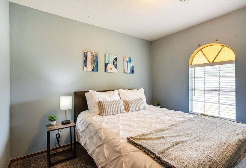 Pet Friendly Midwest City Home, 10 Mi To Dtwn Okc!