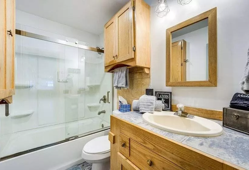 Pet Friendly Shell Knob Retreat W/ Deck & Grill!