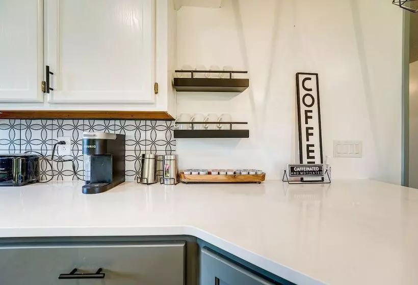 Pet Friendly Shell Knob Retreat W/ Deck & Grill!