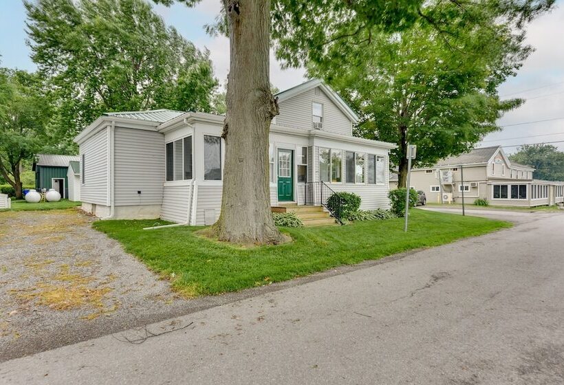 Point Breeze Vacation Rental, Walk To Lake Ontario