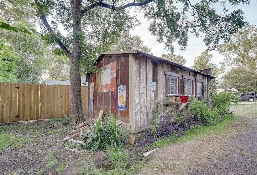 Quaint Jefferson Duplex: Walk To Downtown