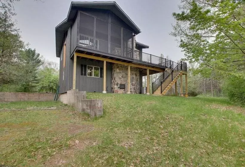 Riverfront Escape In Shawano On 3 Private Acres!