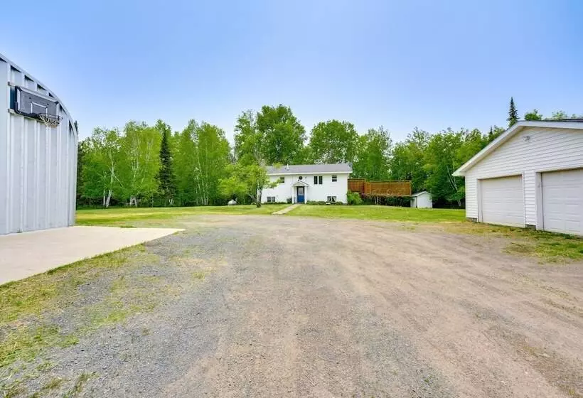 South Range Home   6 Mi To Lake Superior!