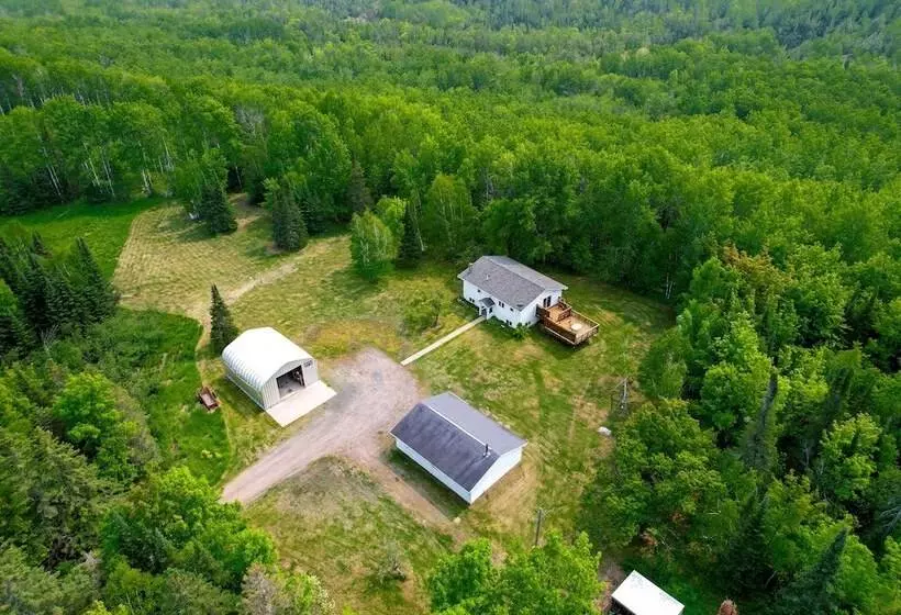South Range Home   6 Mi To Lake Superior!