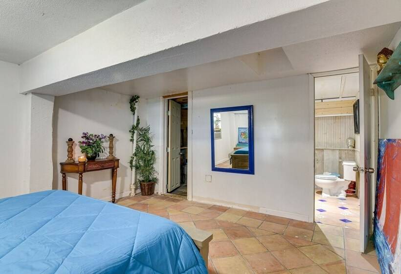 Texas Escape W/ Private Pool, Grill & Balconies!