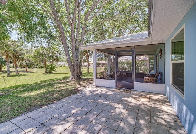 Pet Friendly Sebastian Home: W/ Porch + Lake View!