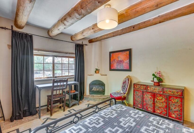 Beautiful Historic Adobe Home ~ 3 Mi To Taos Plaza