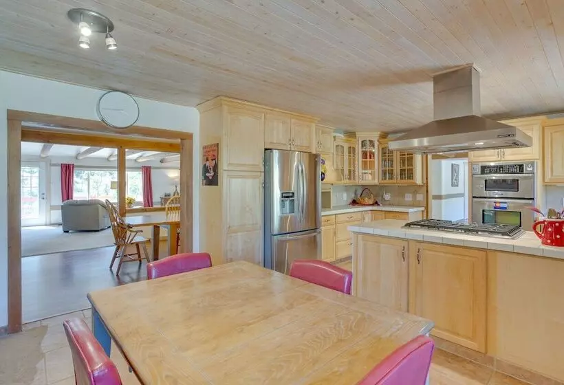 Beautiful Ouray Home W/ Patio   3 Mi To Downtown!