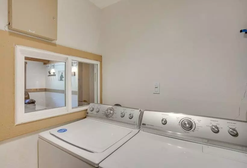 Beautiful Ouray Home W/ Patio   3 Mi To Downtown!