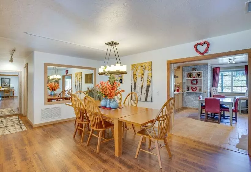 Beautiful Ouray Home W/ Patio   3 Mi To Downtown!