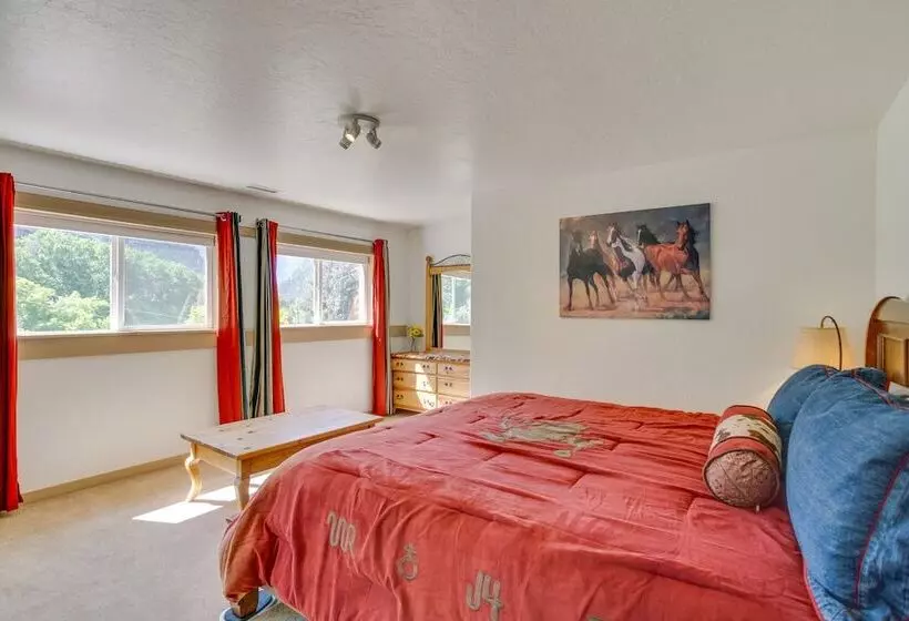 Beautiful Ouray Home W/ Patio   3 Mi To Downtown!