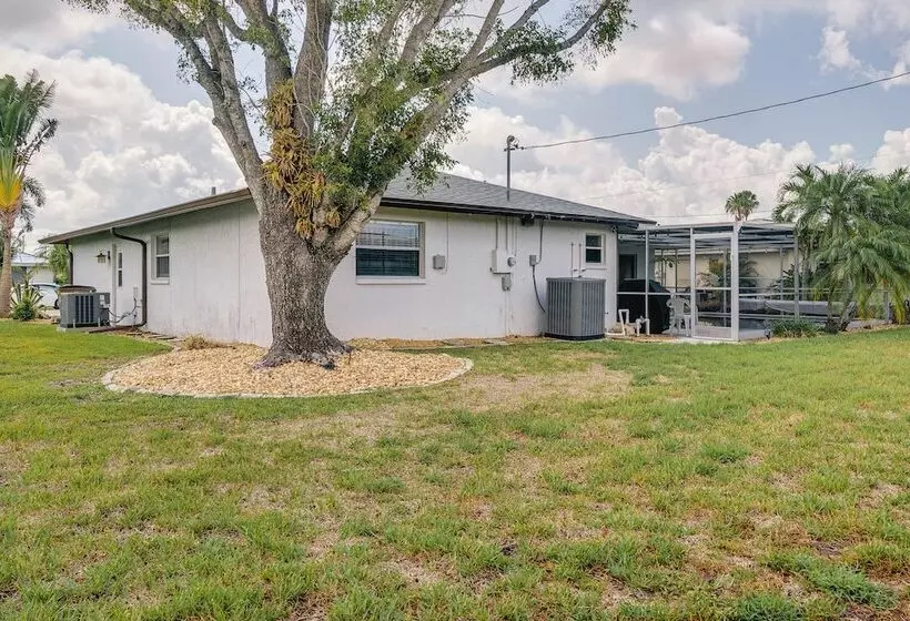 Cape Coral Home W/ Private Heated Pool & Lanai!