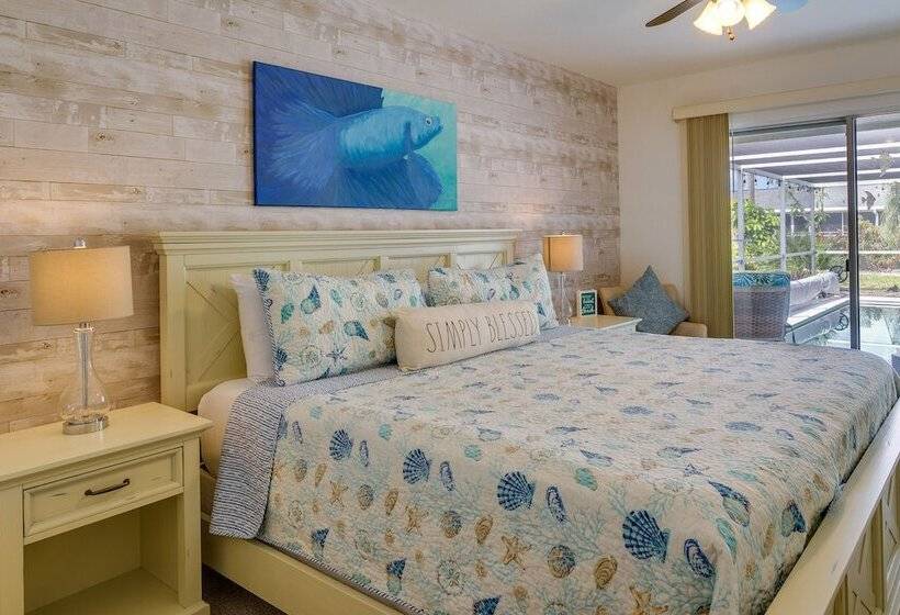 Cape Coral Home W/ Private Heated Pool & Lanai!