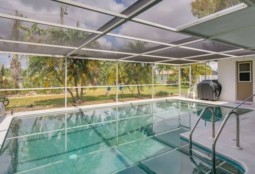 Cape Coral Home W/ Private Heated Pool & Lanai!