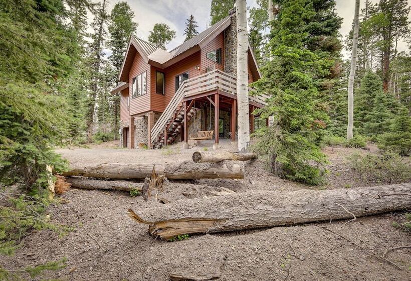 Cozy Cabin W/ Deck & Fireplace In Beaver!