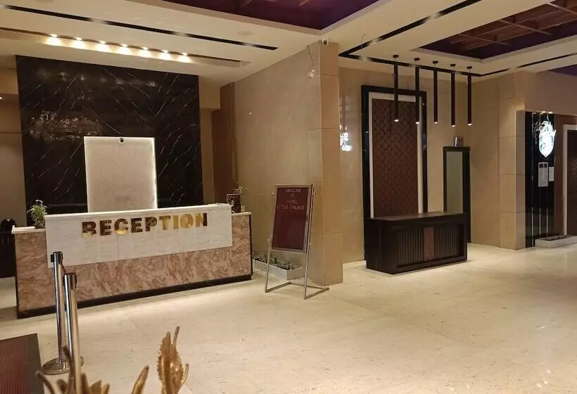 هتل Little Palace