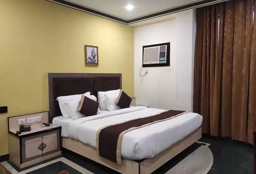 ホテル Melrose Inn