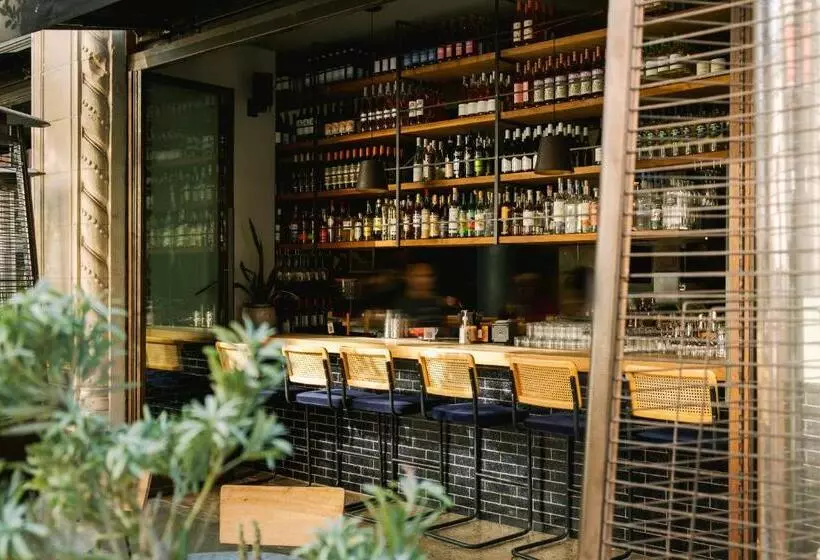 ホテル Sonder The Winfield