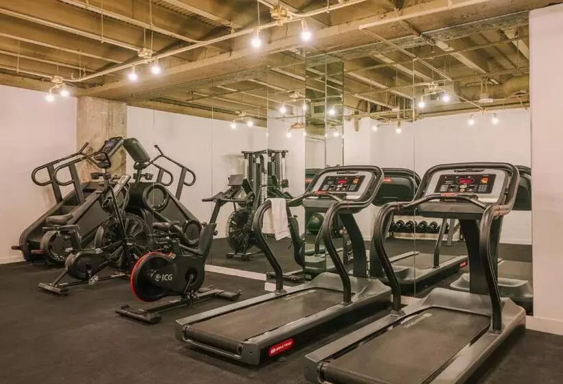 ホテル Sonder The Winfield