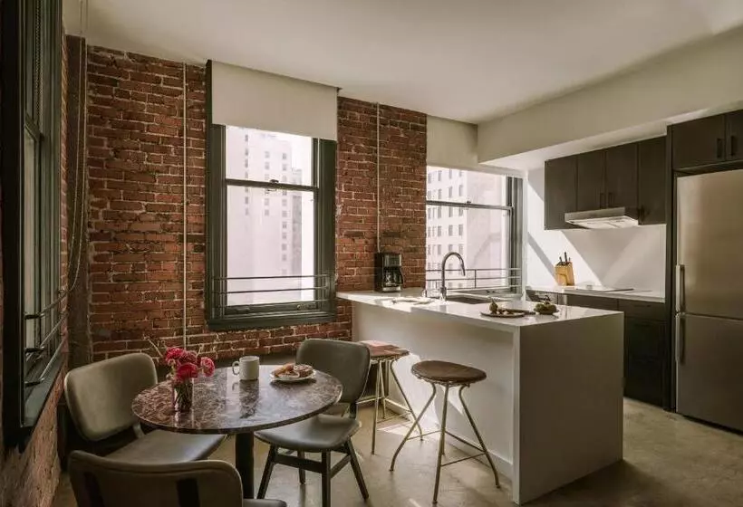 ホテル Sonder The Winfield