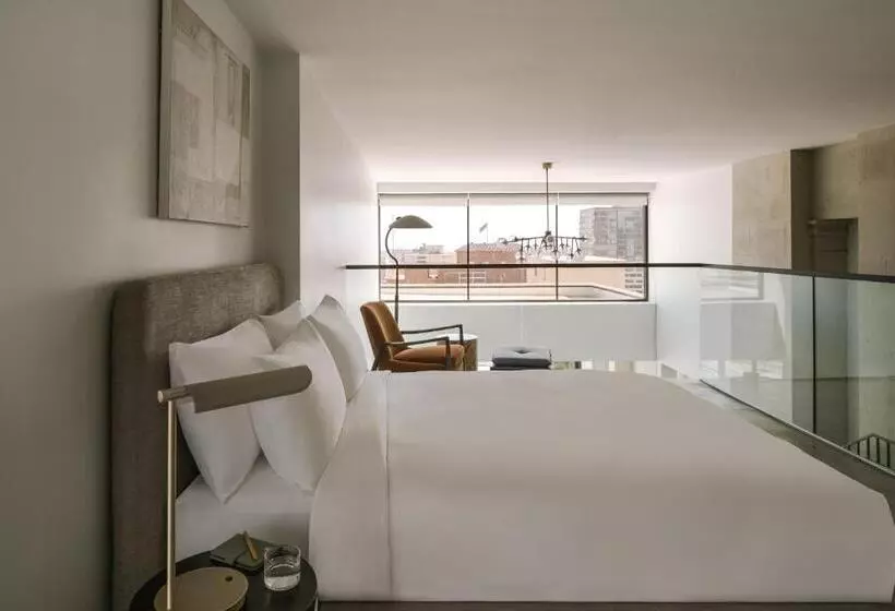 ホテル Sonder The Winfield