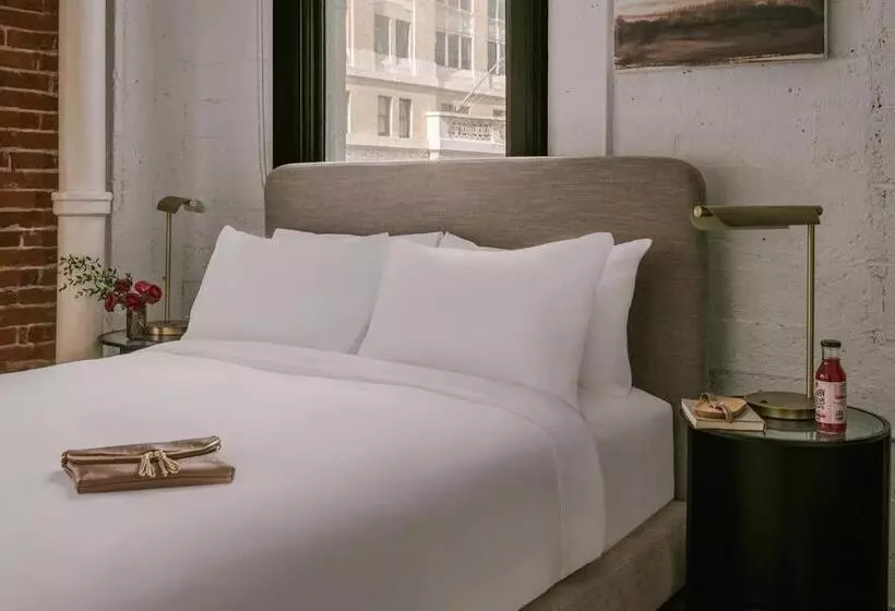 ホテル Sonder The Winfield