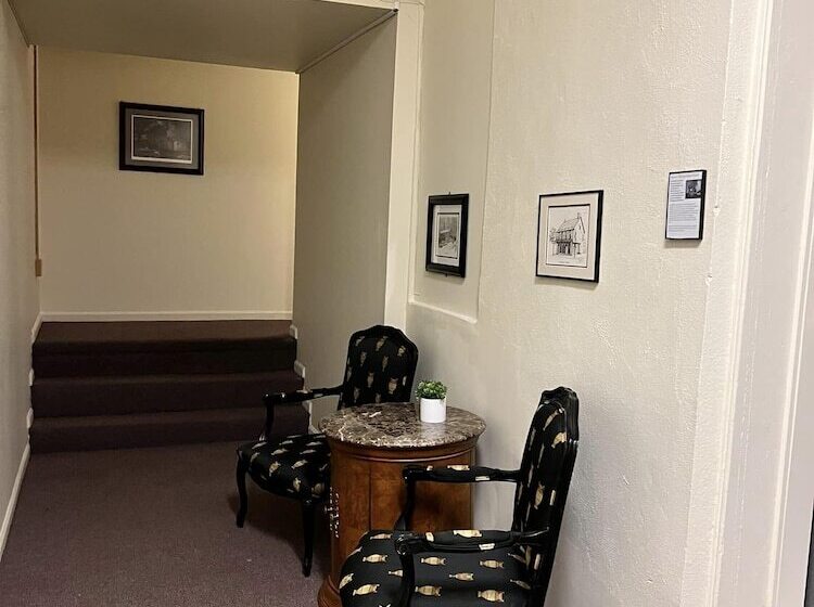 Отель Stoner S Mansion House