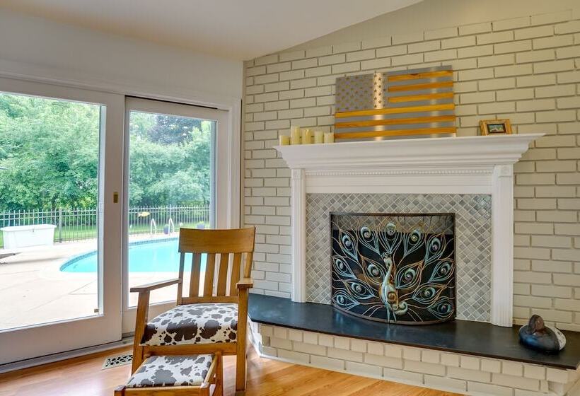 Luxurious Bloomfield Hills Oasis W/ Pool & Spa!