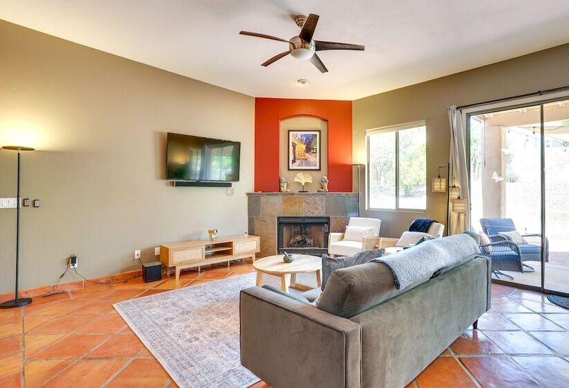 Luxury Tucson Retreat: Patio, Hot Tub & Fireplace