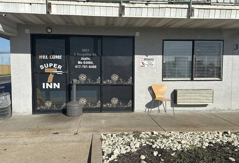 מוטל Super 7 Inn