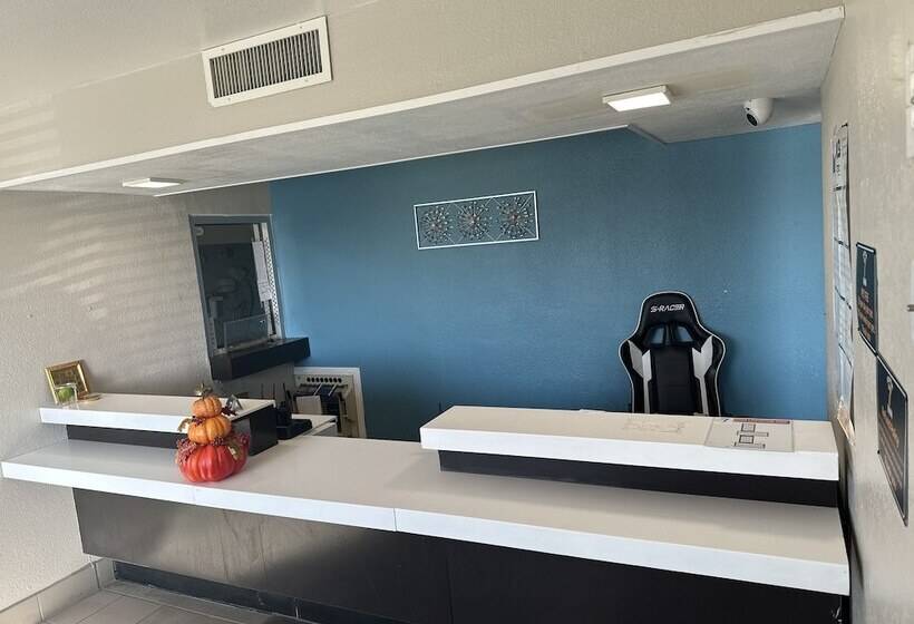 מוטל Super 7 Inn