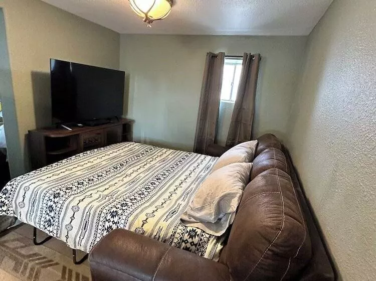 Motelli 441 Lafever St